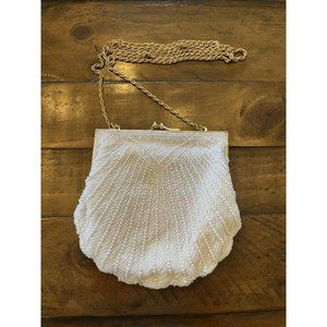 Smithsonian Institution Vintage Beaded Purse with gold chain strap